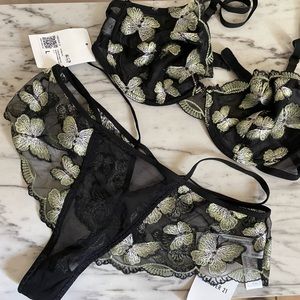 Mesh Butterfly Embroidered Set